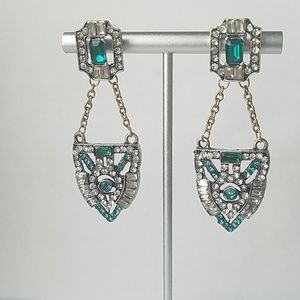 🌷3 for $15 🌷 Antique inspired emerald earrings